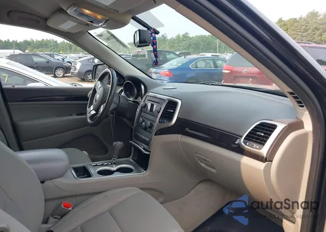 2013 Jeep Grand Cherokee Laredo from USA, damaged, VIN 1C4RJFAG8DC536976